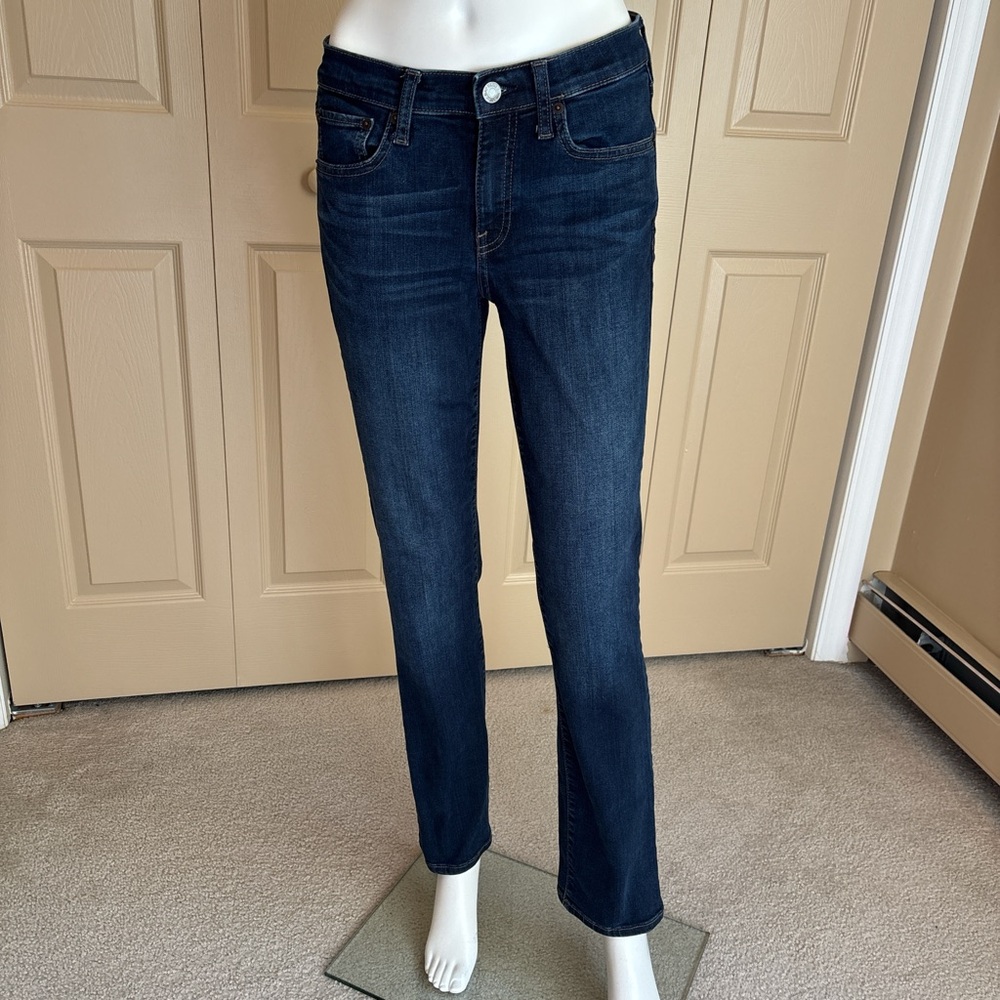 Dark wash GAP straight leg jeans